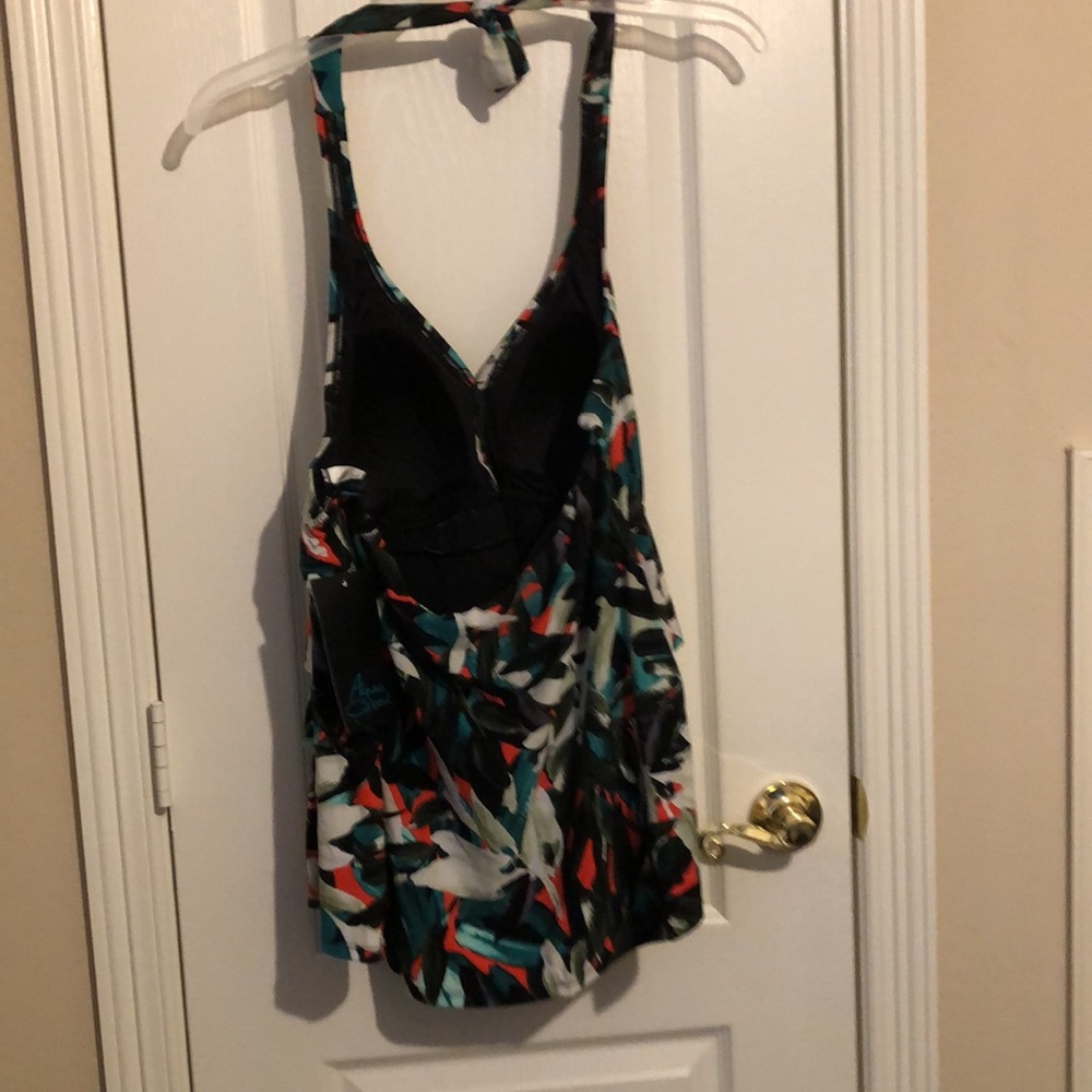 NWT Aqua Green Swimsuit Top. 16 W. - Picture 3 of 5